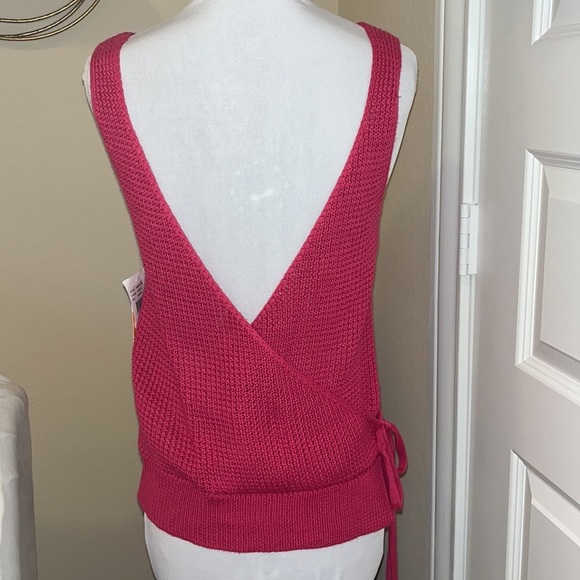 Gianni Bini Hot Pink Sweater Tank NWT - Picture 3 of 5